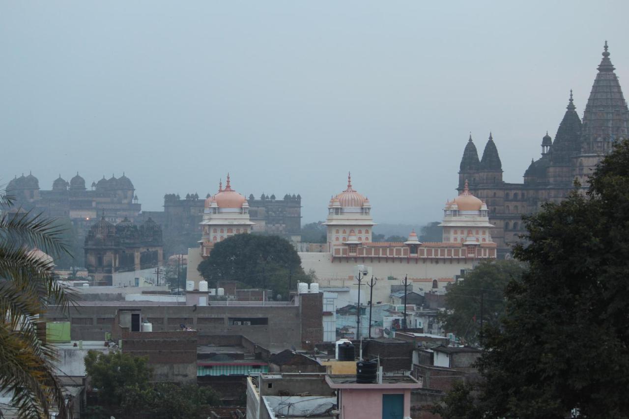 Sunset Backpackers Hostel Orchha Buitenkant foto