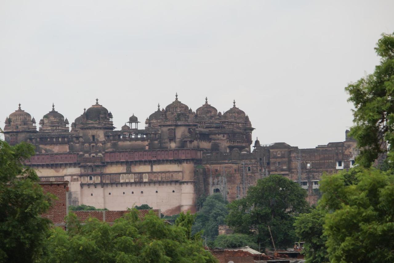 Sunset Backpackers Hostel Orchha Buitenkant foto