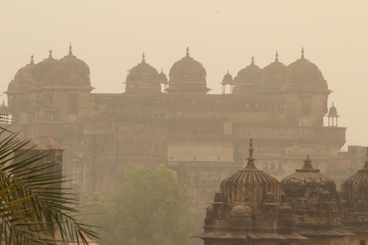 Sunset Backpackers Hostel Orchha Buitenkant foto