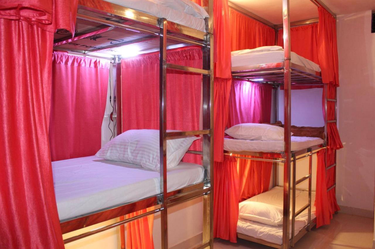 Sunset Backpackers Hostel Orchha Buitenkant foto