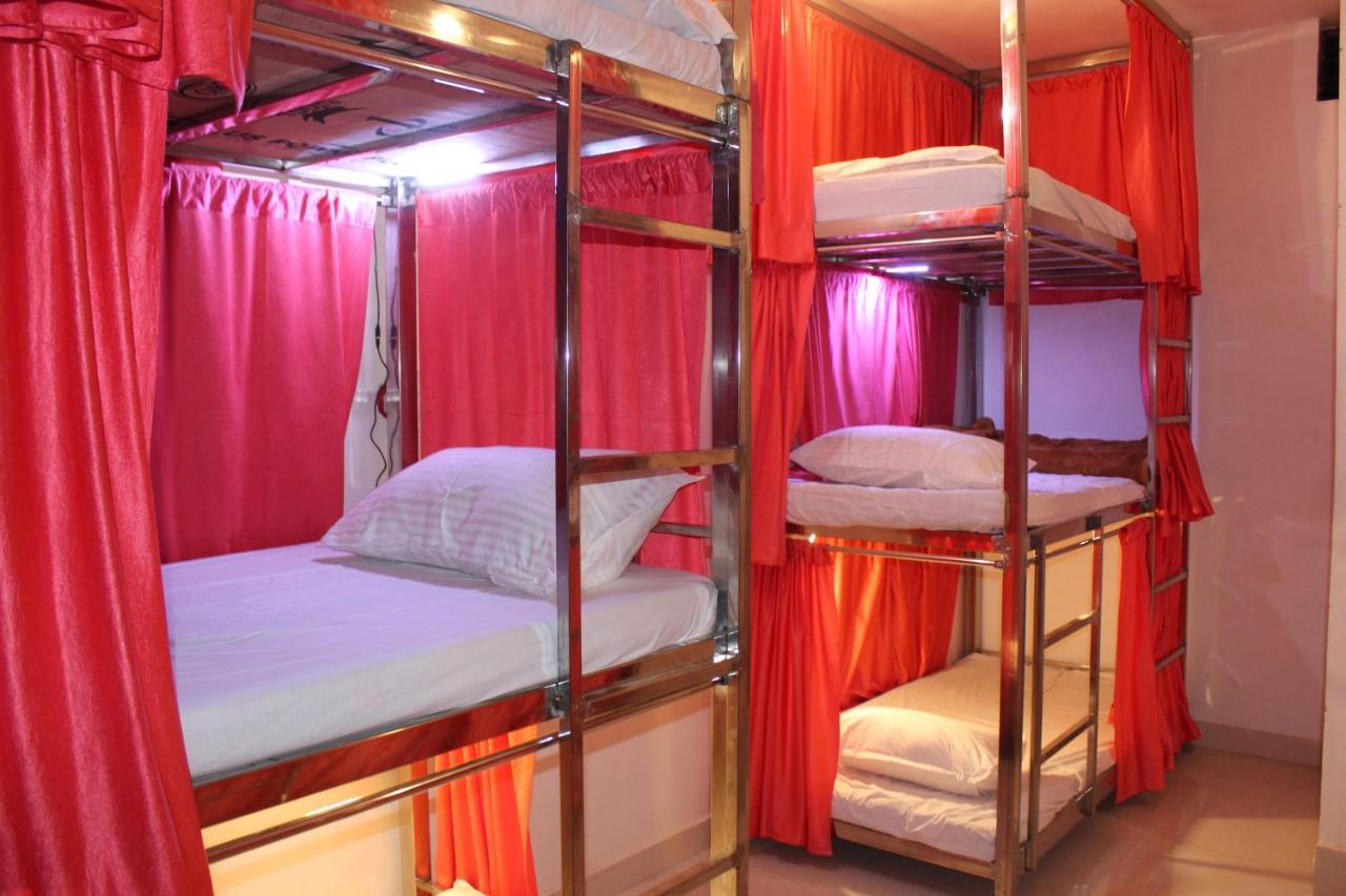 Sunset Backpackers Hostel Orchha Buitenkant foto