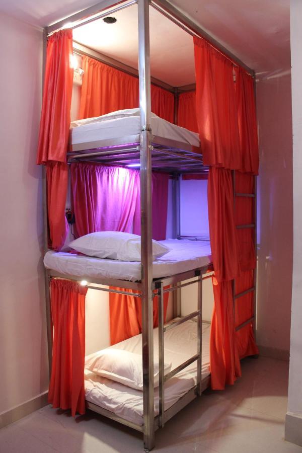 Sunset Backpackers Hostel Orchha Buitenkant foto